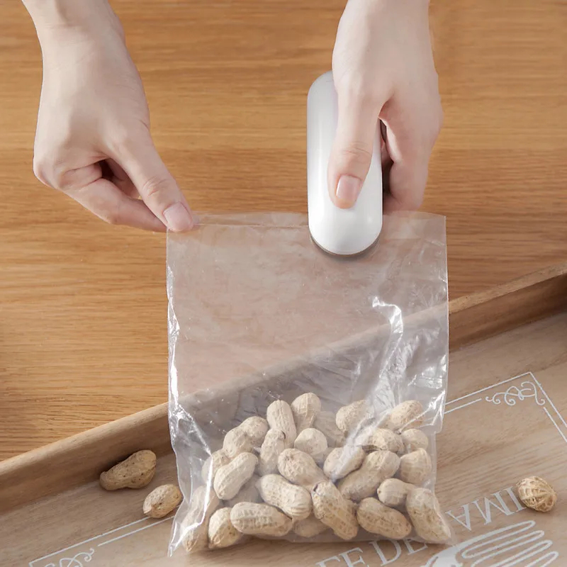 Plastic Bag Sealing Machine, M - Kitchen Gadgets Needed recension och pris