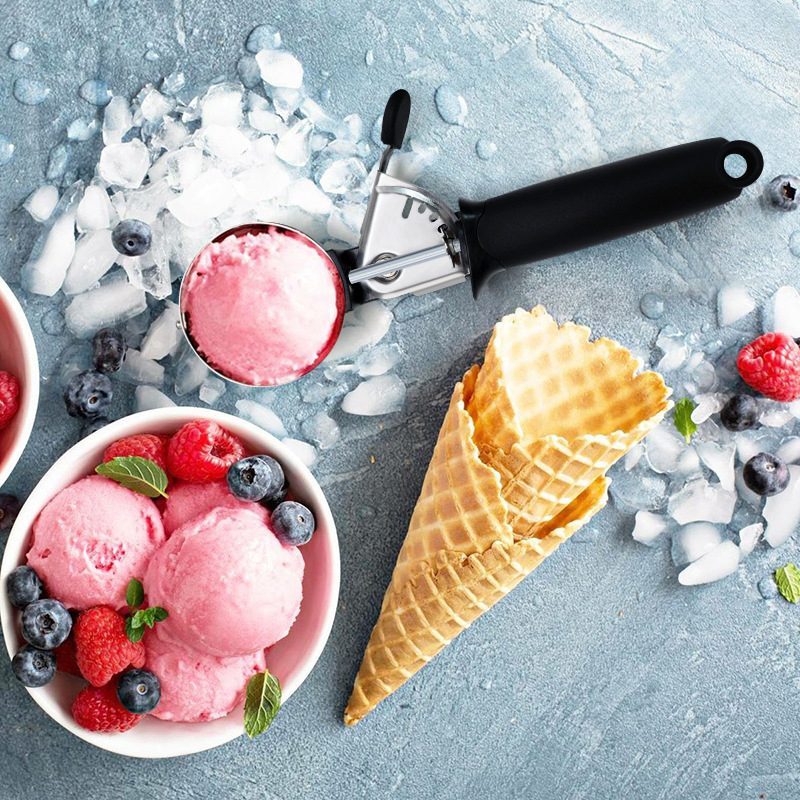 Stainless Steel Ice Cream Scoo - Kitchen Gadgets Needed recension och pris