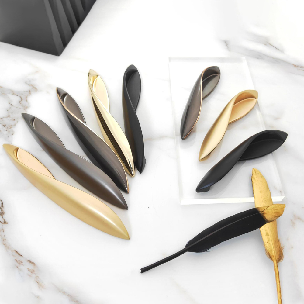 Handels for Kitchen Furniture  - Kitchen Gadgets Cabinet recension och pris